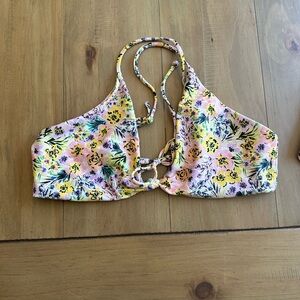 Skatie Sarah Top in Florence